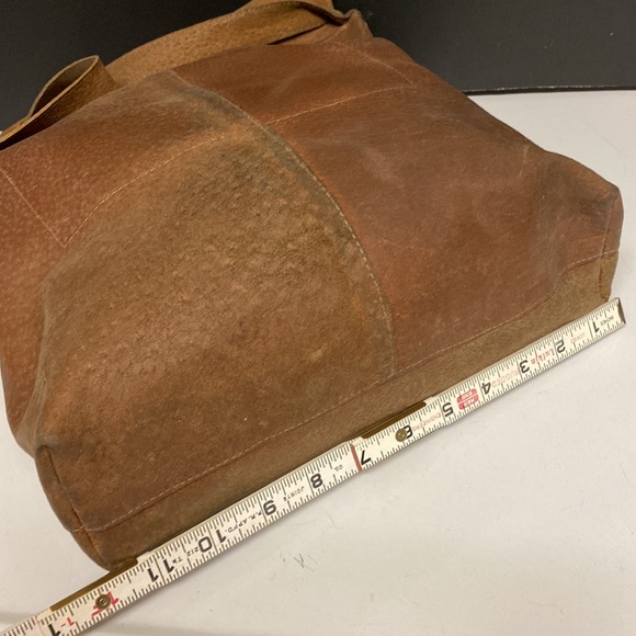 Mayko Suede Leather Crossbody Messenger Bag - Picture 10 of 17